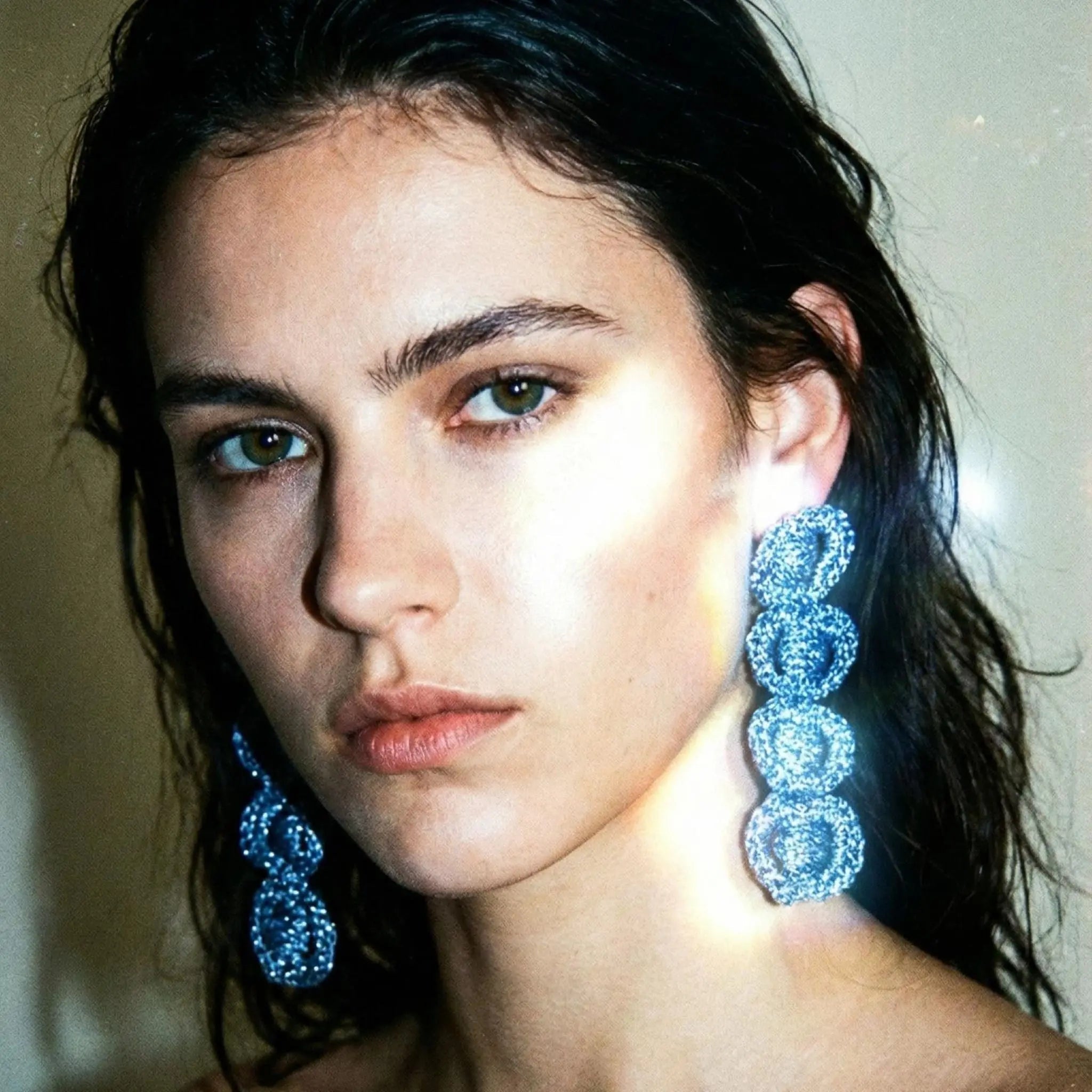 What Defines Sculptural Contemporary Jewellery? - Lodorfo