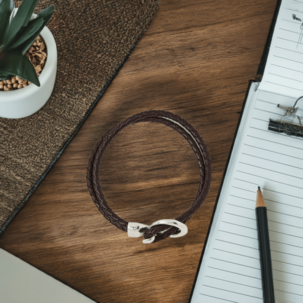 Leather Bracelet with Silver Hook Clasp – Bold Sculptural Wrap in 4 Colours | Lodorfo
