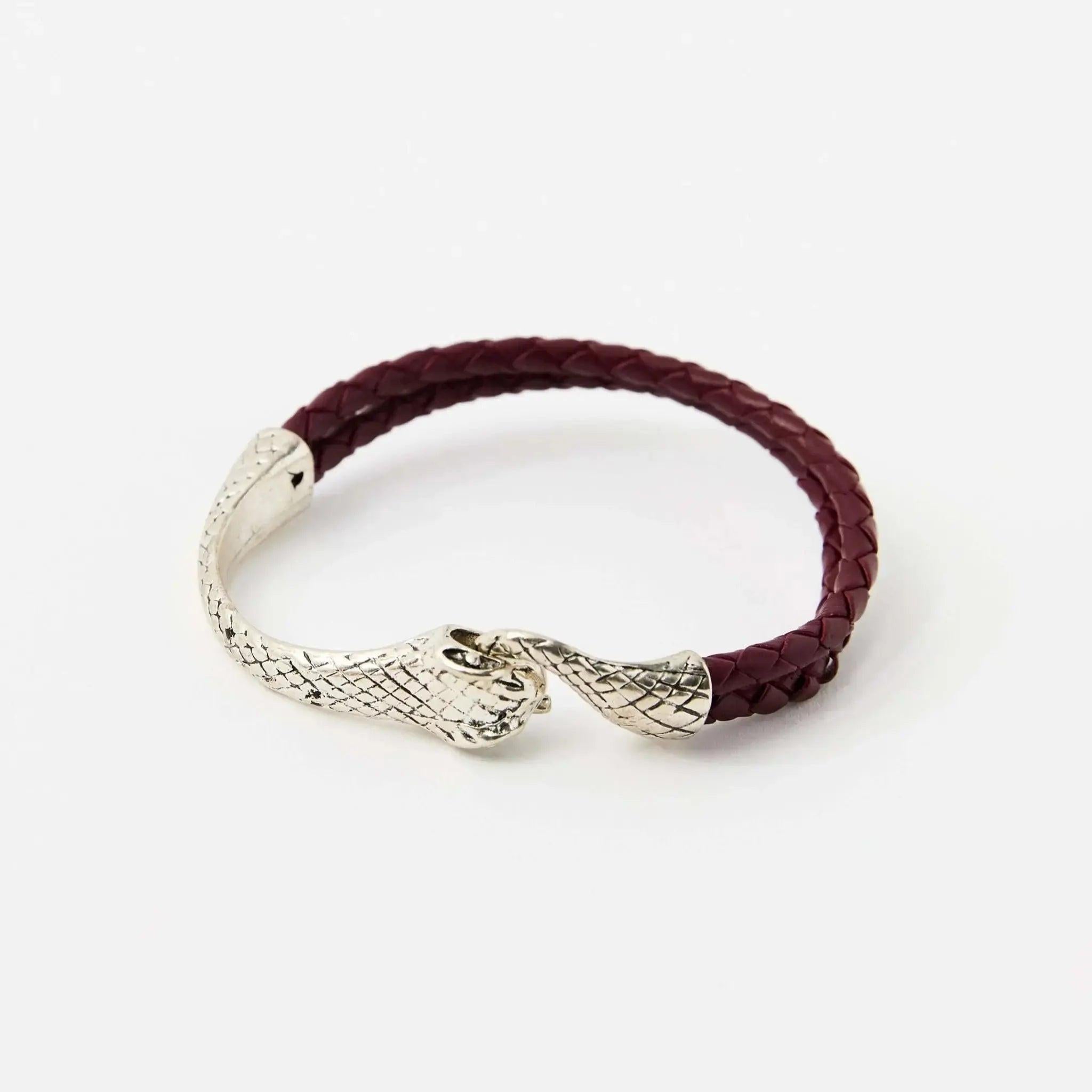 The Serin Leather Bracelet — Silver Clasp - Lodorfo